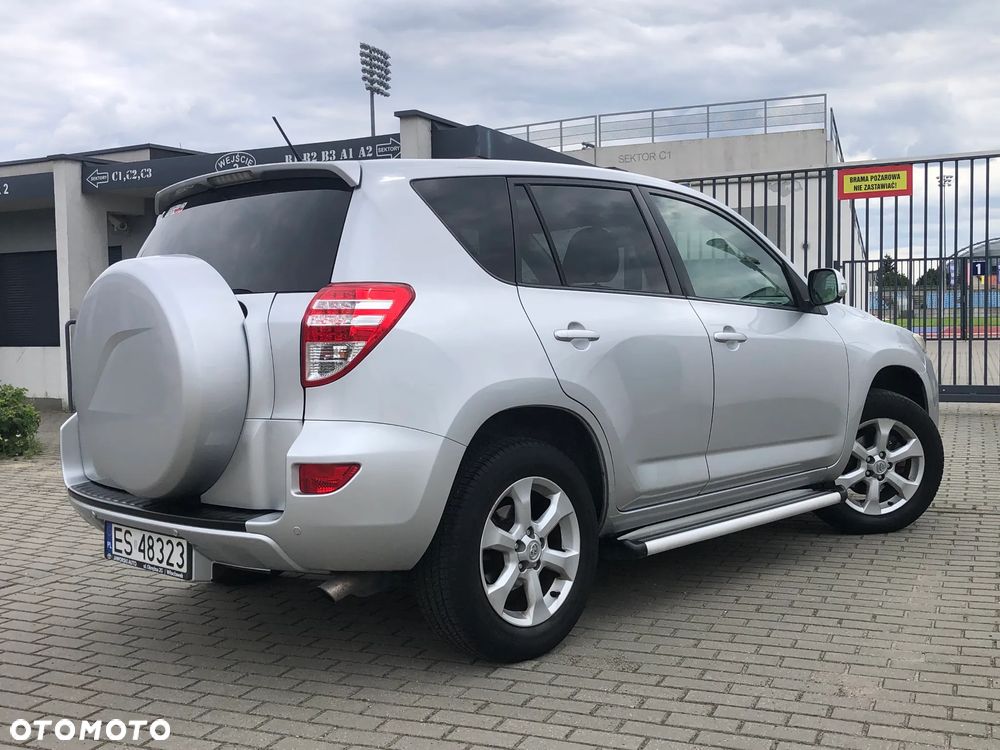 Toyota RAV4 - 28