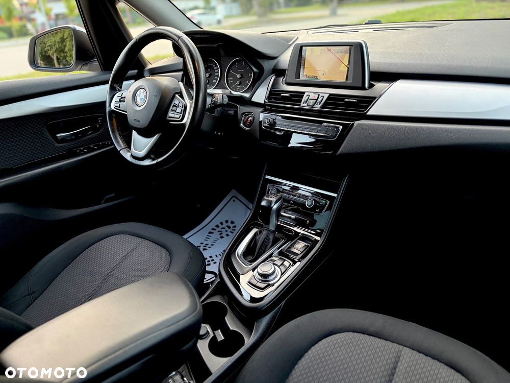 BMW Seria 2 218d Sport-Aut Advantage - 10