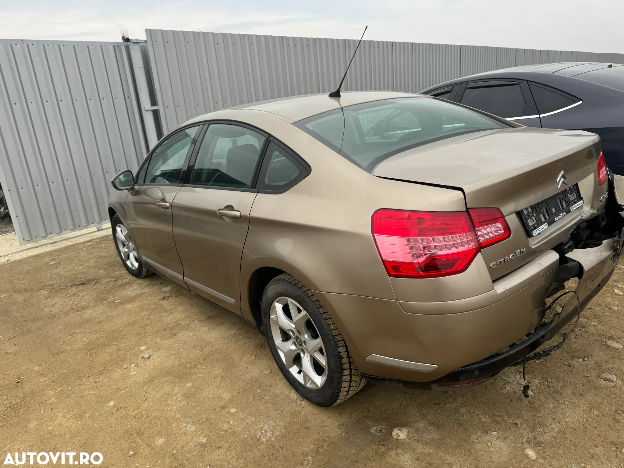 Dezmembram Citroen c5 1.6hdi 2010 - 9