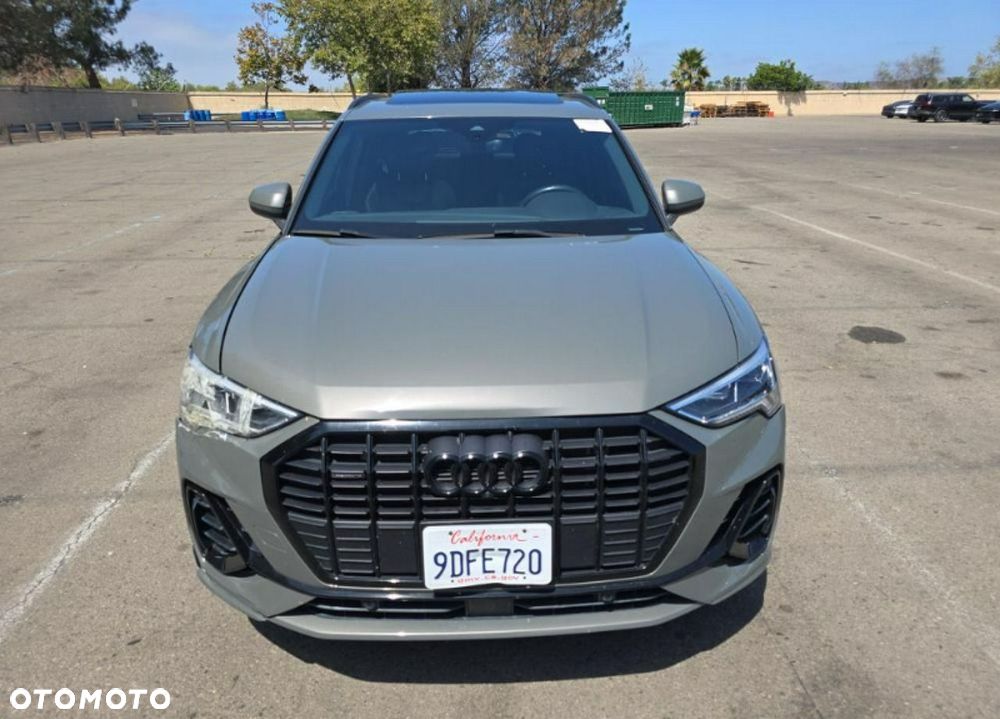Audi Q3 45 TFSI Quattro S tronic S line - 2