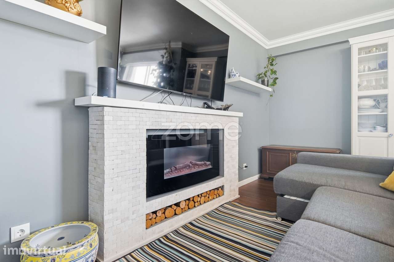 Apartamento T4 convertido em T3 em São Domingos de Rana - Grande imagem: 4/27