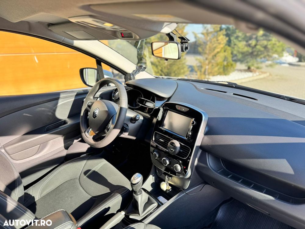 Renault Clio 1.5 dCi 75 Expression - 10