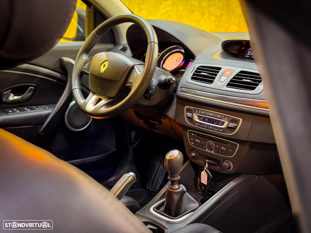 Renault Mégane 1.5 dCi Dynamique - 10