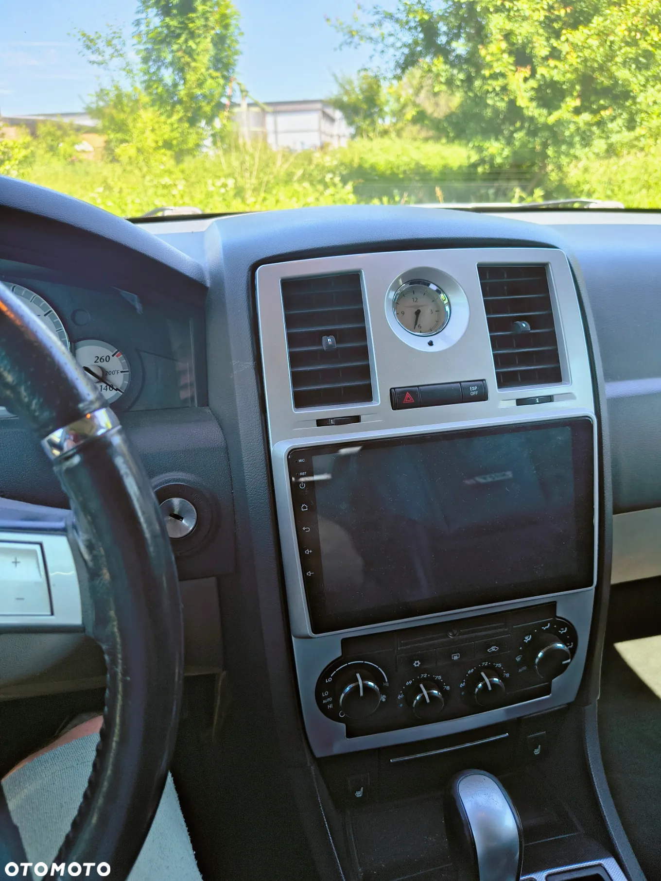 Chrysler 300C 6.1 V8 Hemi SRT8 - 11