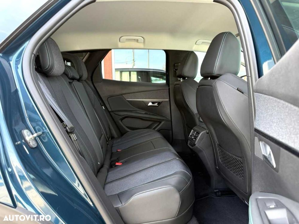 Peugeot 3008 - 18