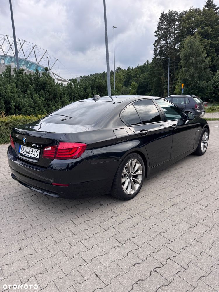 BMW Seria 5 525d xDrive Luxury Line - 6