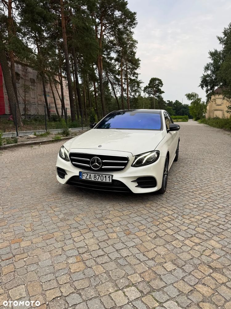 Mercedes-Benz Klasa E 220 d AMG - 2