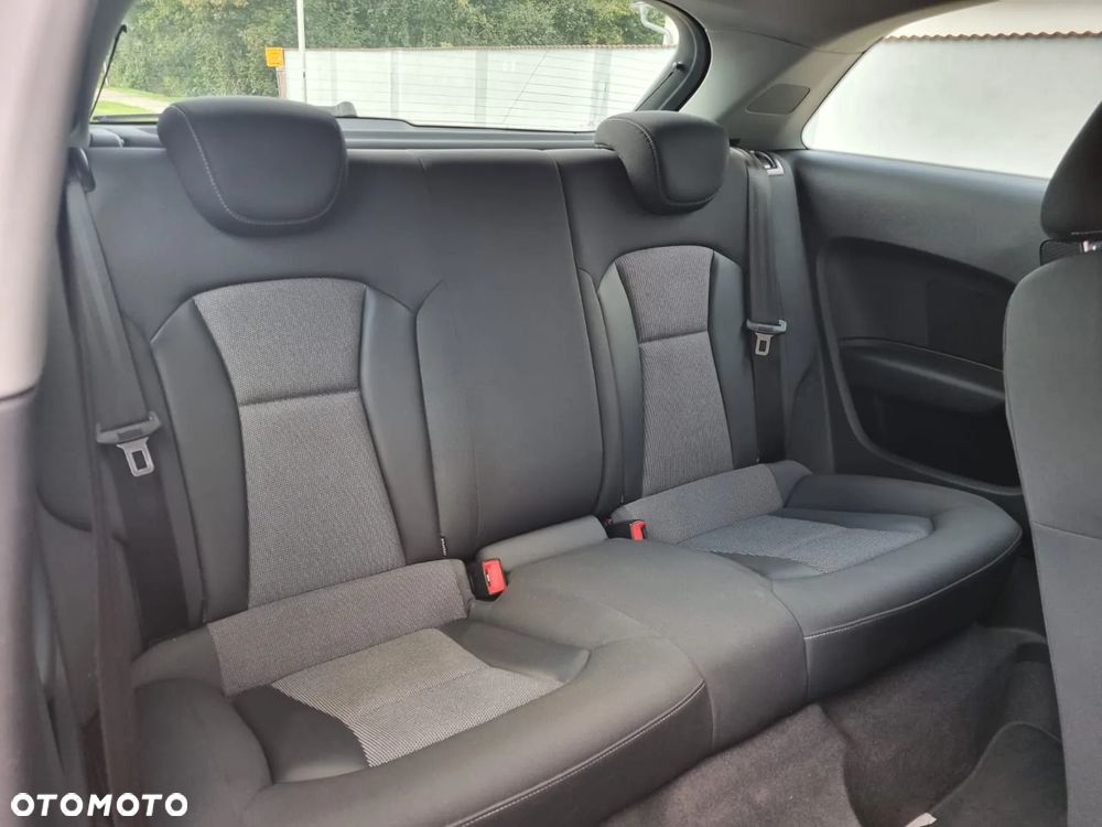 Audi A1 3-drzwiowe 1.2 TFSI Ambition - 25