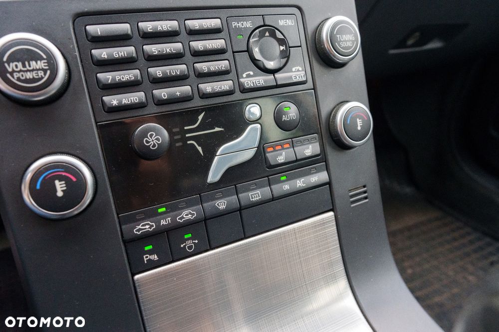 Volvo V70 2.0D Momentum - 17
