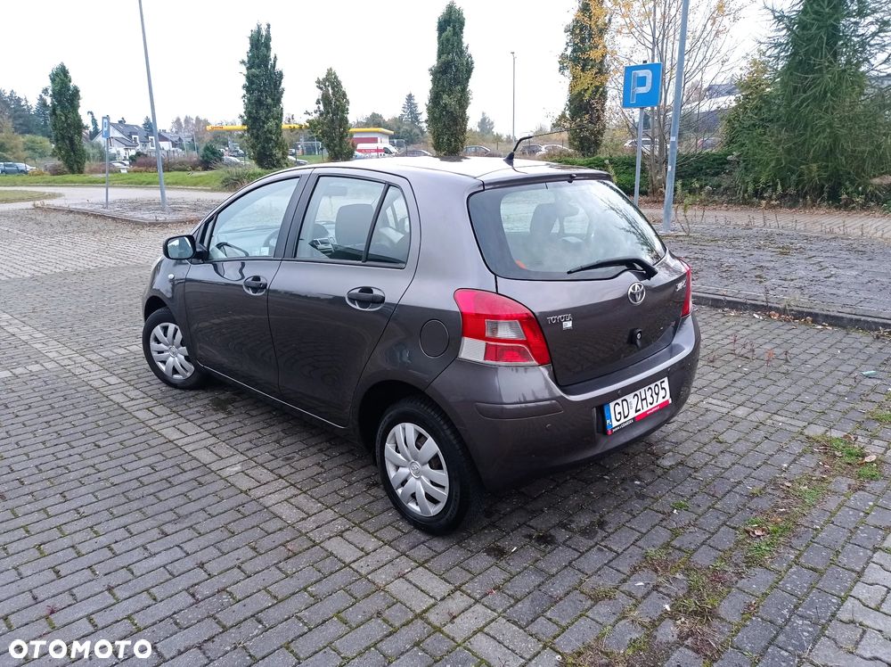 Toyota Yaris - 3