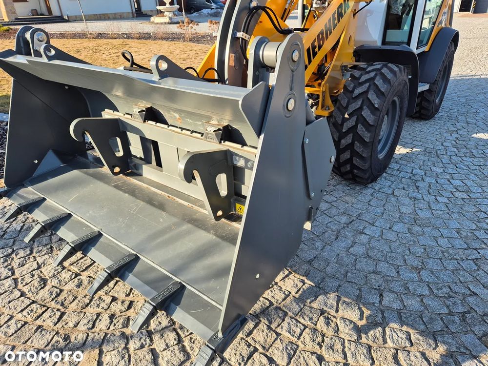 Liebherr 504 COMPACT - 7
