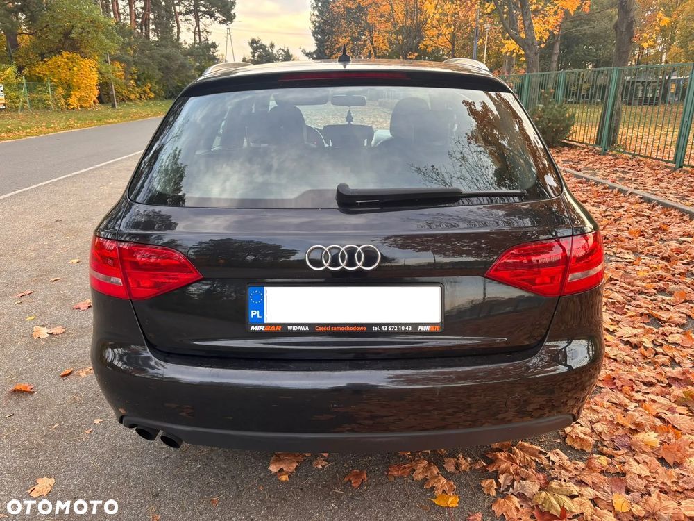 Audi A4 Avant - 4