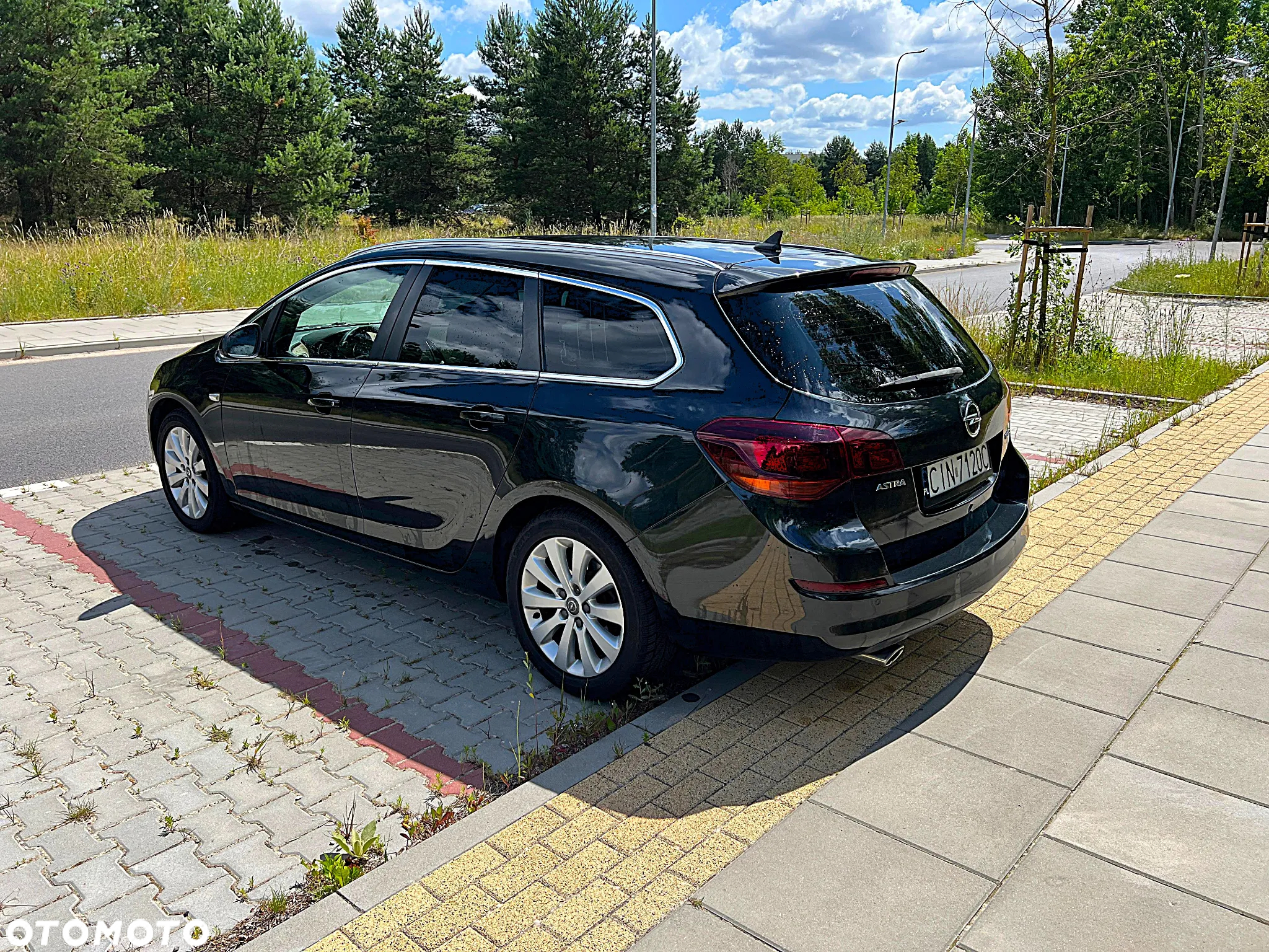 Opel Astra IV 1.6 T Cosmo - 3