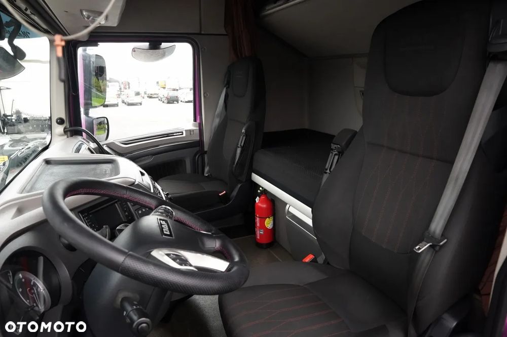 DAF XF 530 / SPACE CAB  / EURO 6 - 25