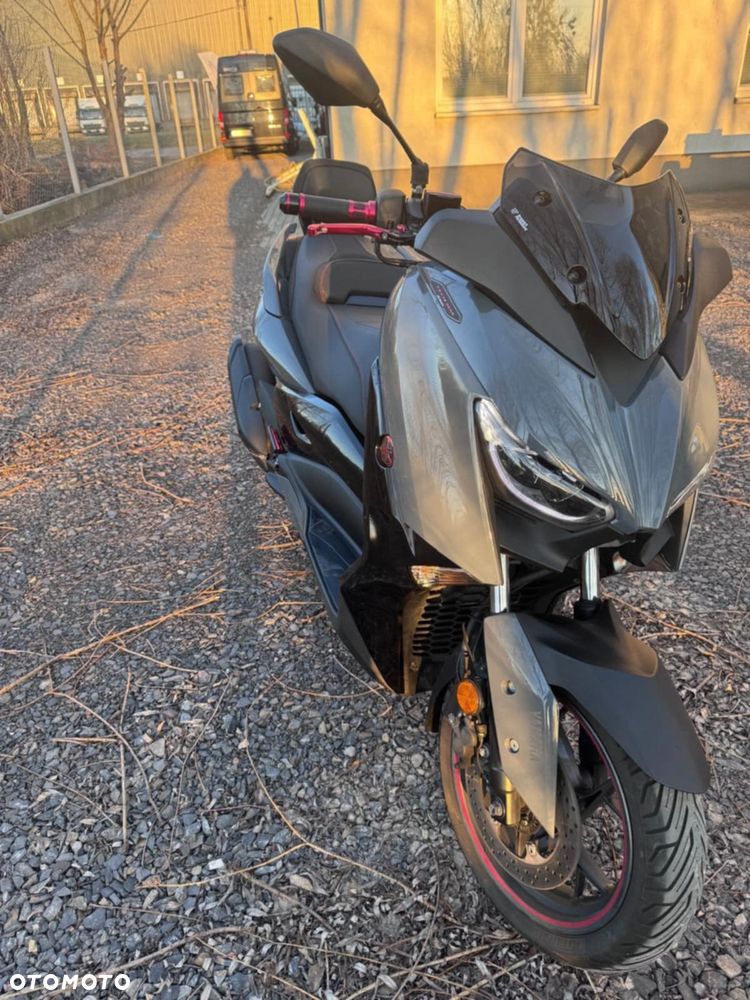 Yamaha X-max - 4