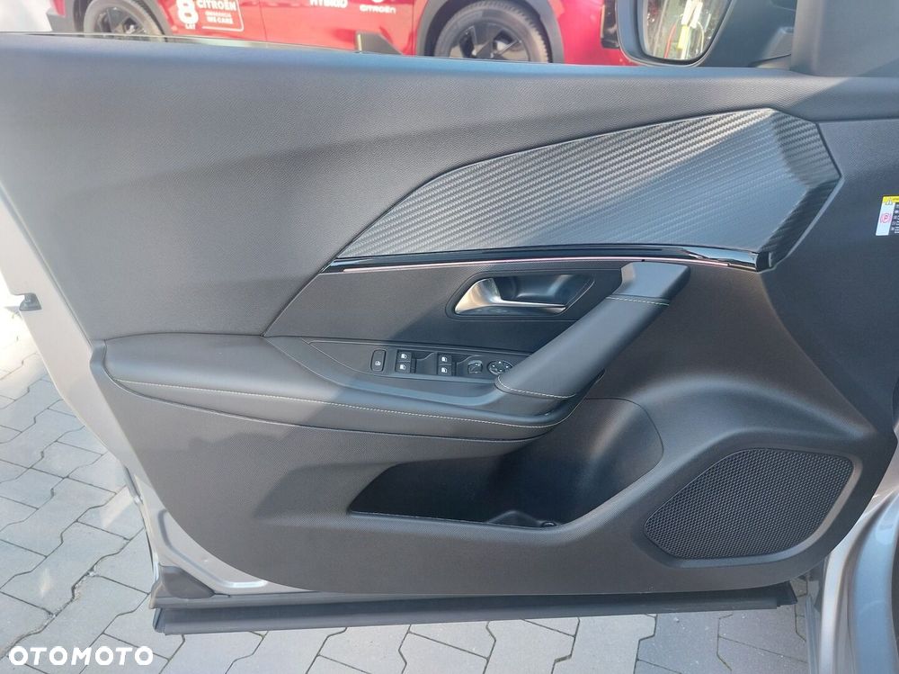 Peugeot 2008 - 13