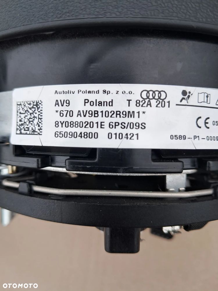 Poduszka powietrzna airbag kierowcy Audi A3 S3 RS3 8Y 8Y0880201E - 3