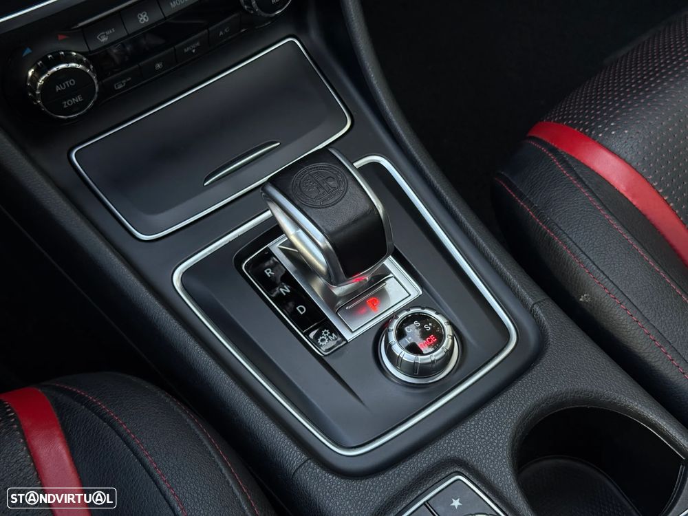 Mercedes-Benz GLA 45 AMG 4-Matic - 15