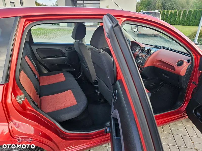 Ford Fiesta 1.3 - 7