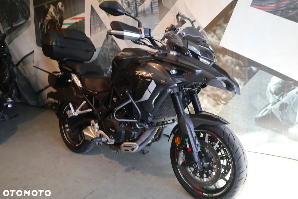 Benelli TRK 502 - 17