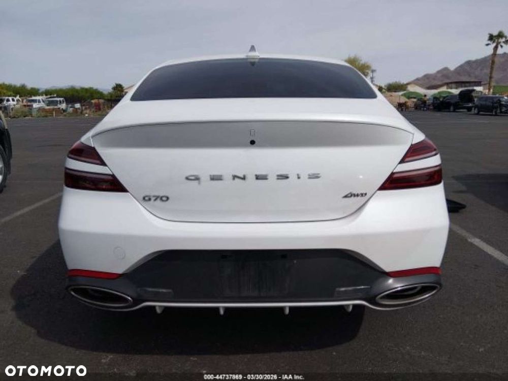 Genesis G70 - 4