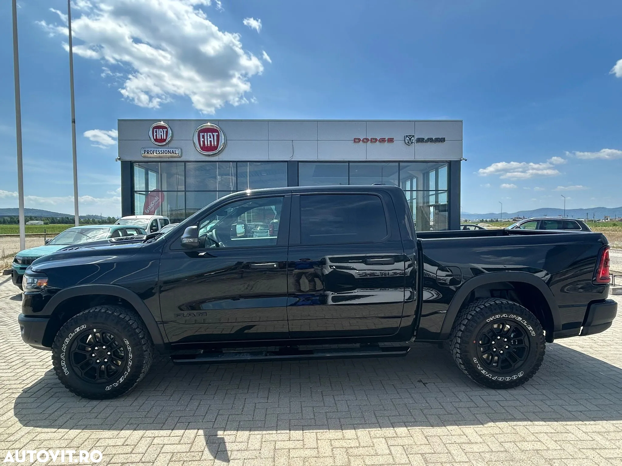 Dodge RAM 1500 REBEL - 8