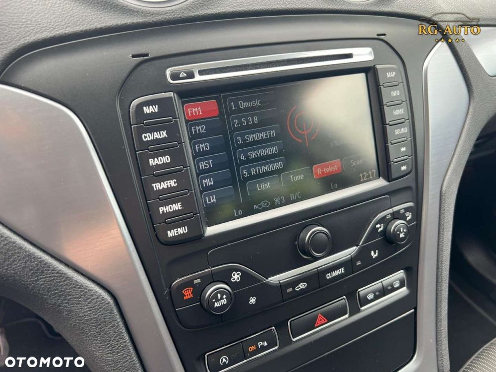 Ford Mondeo - 27