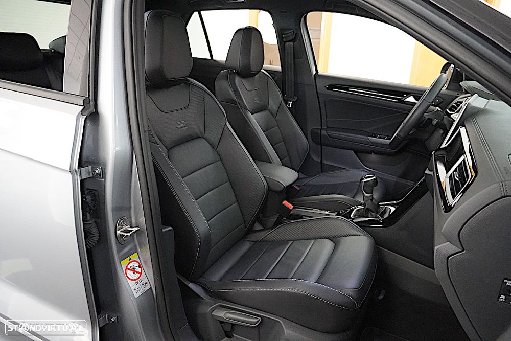 VW T-Roc 2.0 TDI R-Line DSG - 26