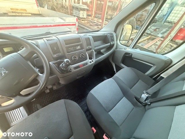 Peugeot Boxer 335 - 17