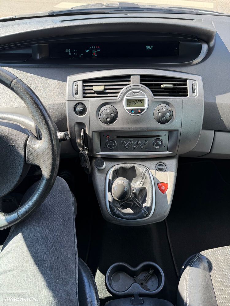 Renault Scénic 1.9 dCi Privilège Luxe - 28