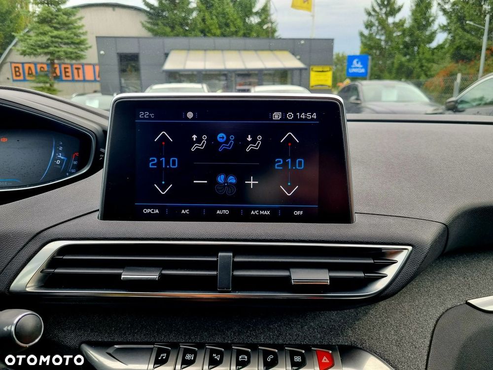 Peugeot 5008 1.6 BlueHDi Allure 7os - 21