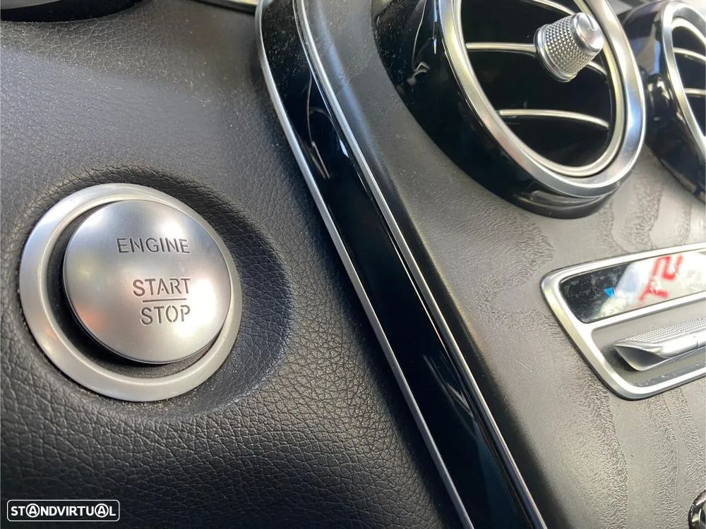 Mercedes-Benz GLC 250 d Coupe 4Matic 9G-TRONIC AMG Line - 44