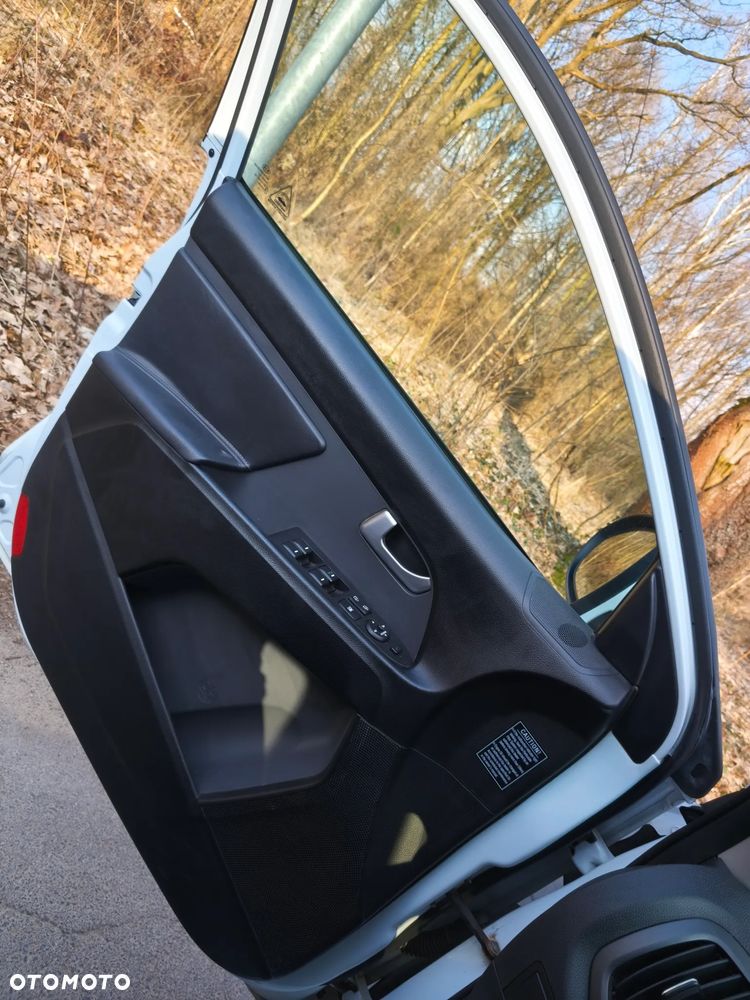 Kia Sportage 1.7 CRDI 2WD Attract - 12