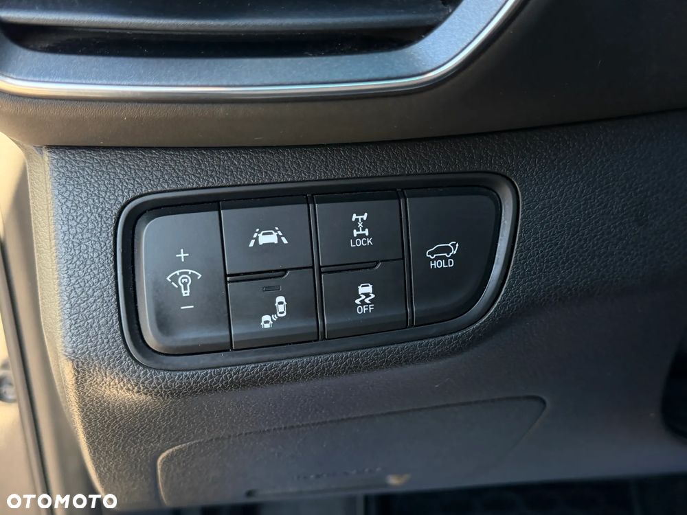 Hyundai Santa Fe 2.0 CRDi Platinum 4WD - 24