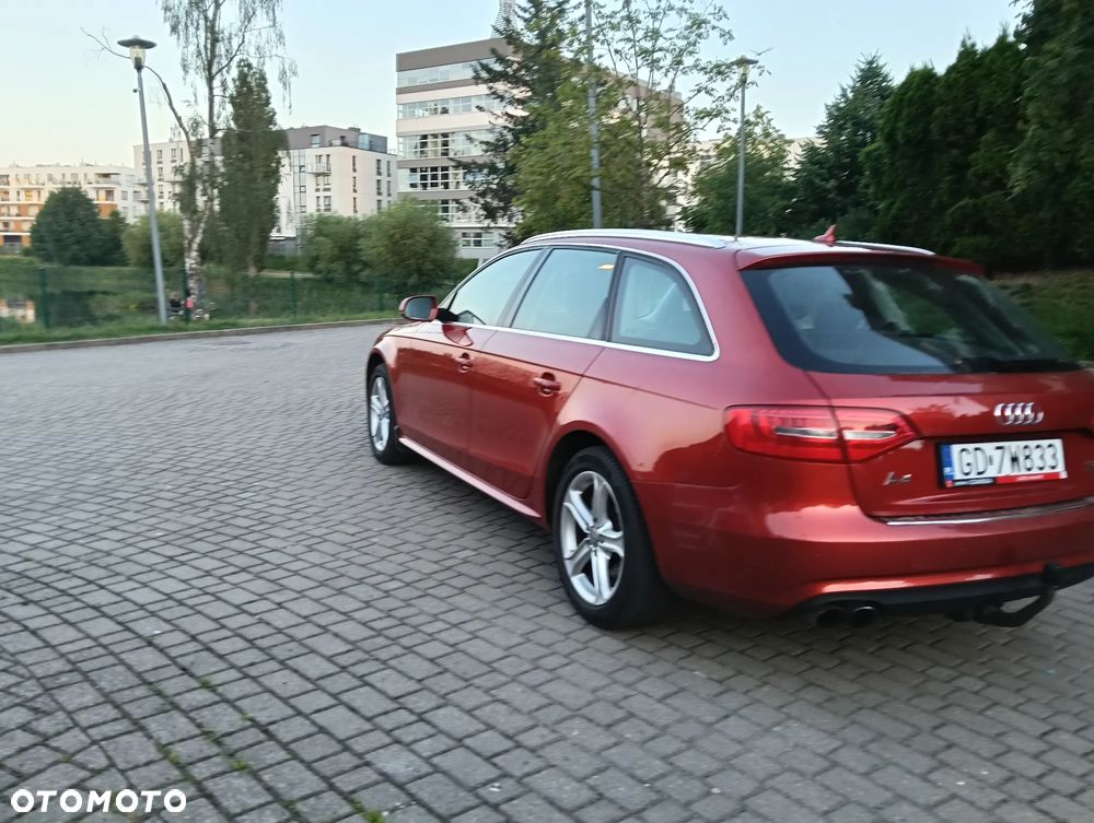 Audi A4 Avant 2.0 TDI DPF S line Sportpaket - 4