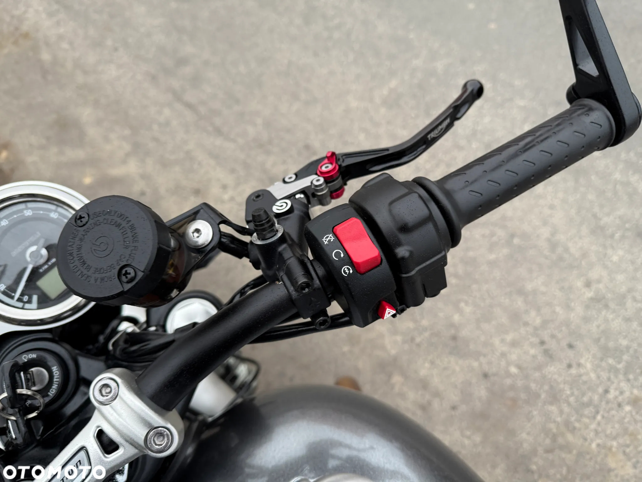 Triumph Speed Twin - 22
