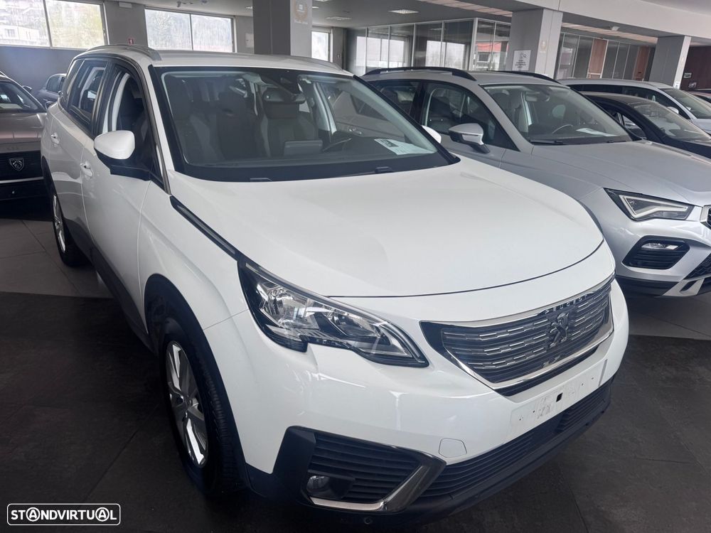 Peugeot 5008 1.2 PureTech Active - 1