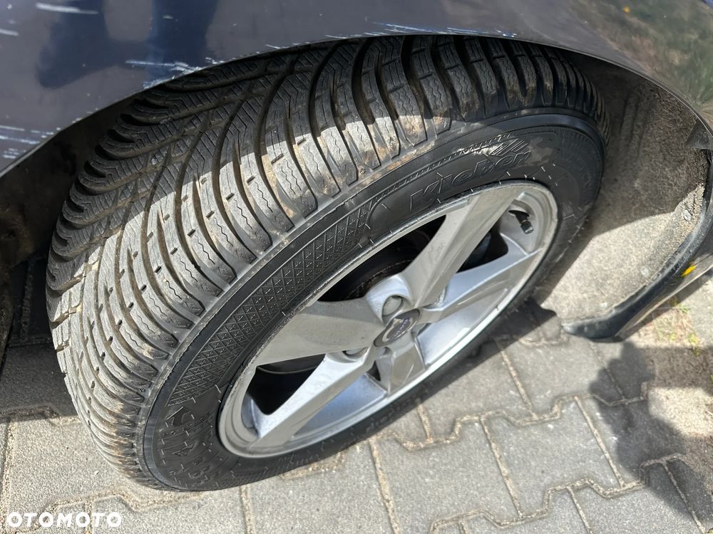 Volvo V40 D3 Momentum - 13