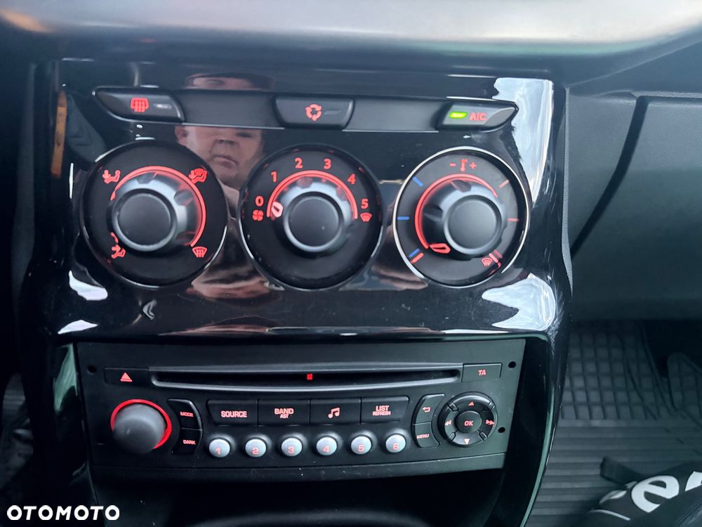 Citroën C3 Pure Tech (VTi) 68 Attraction - 25