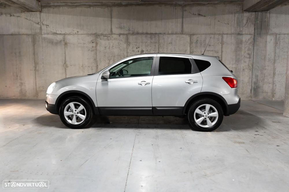 Nissan Qashqai 2.0 Acenta CVT - 2