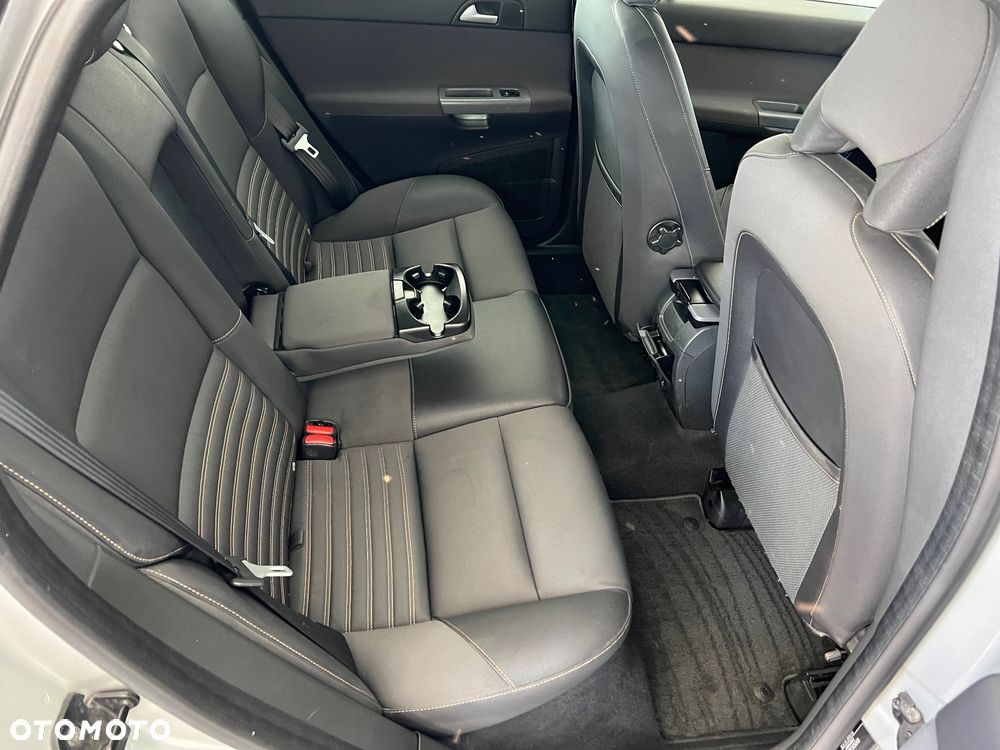 Volvo V50 1.6D DRIVe Kinetic Start-Stop - 25