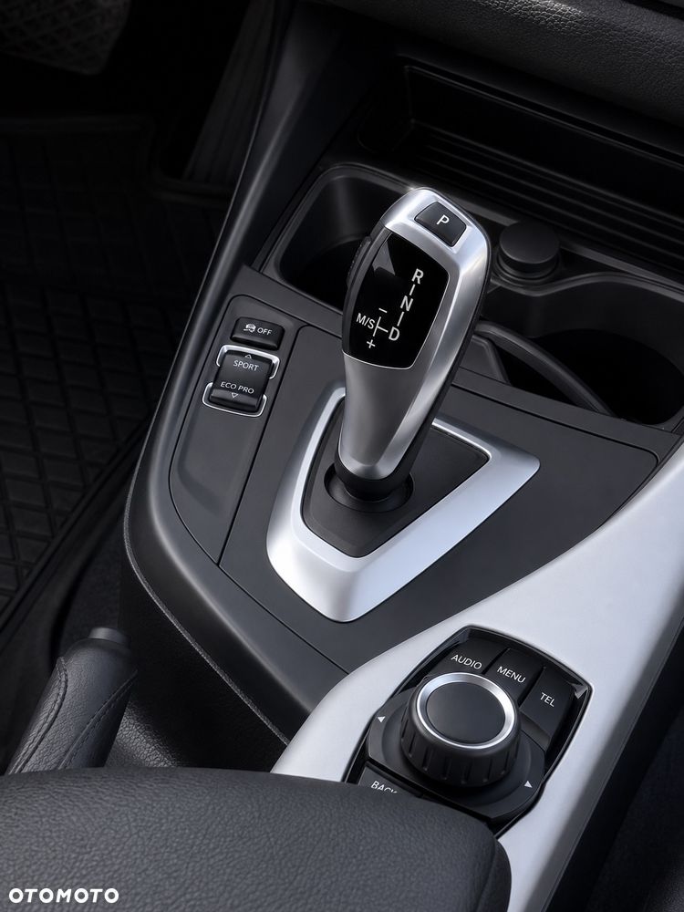BMW Seria 1 116i Sport Line - 7
