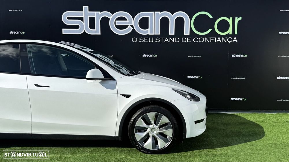 Tesla Model Y Standard - 5