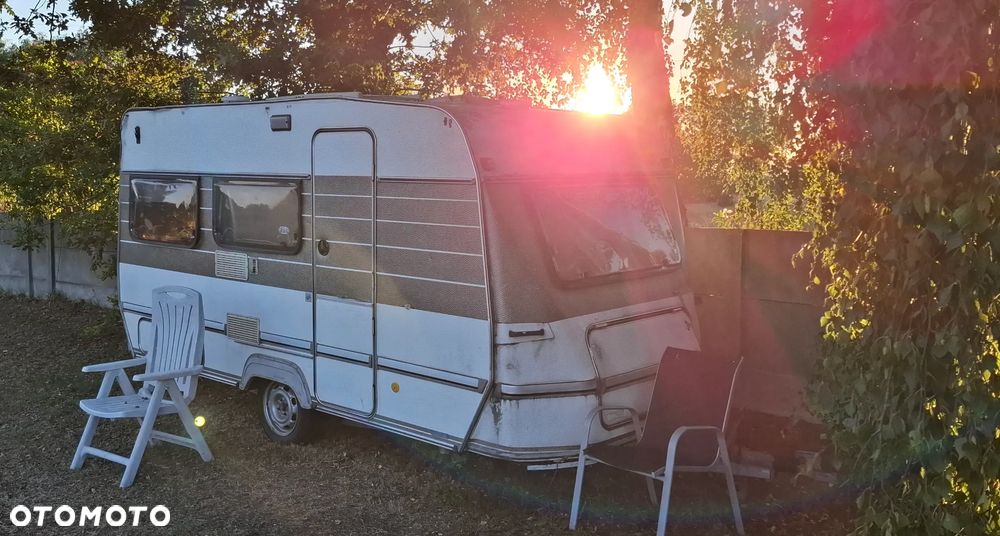 Hymer-Eriba Nova 400 - 2
