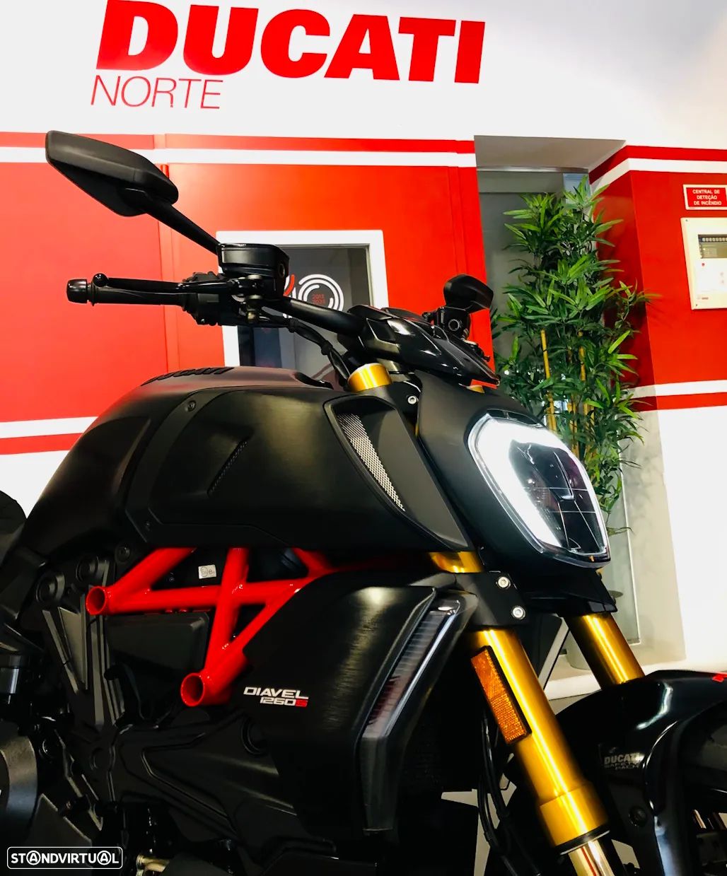 Ducati Diavel 1260 S Thrilling Black - 1