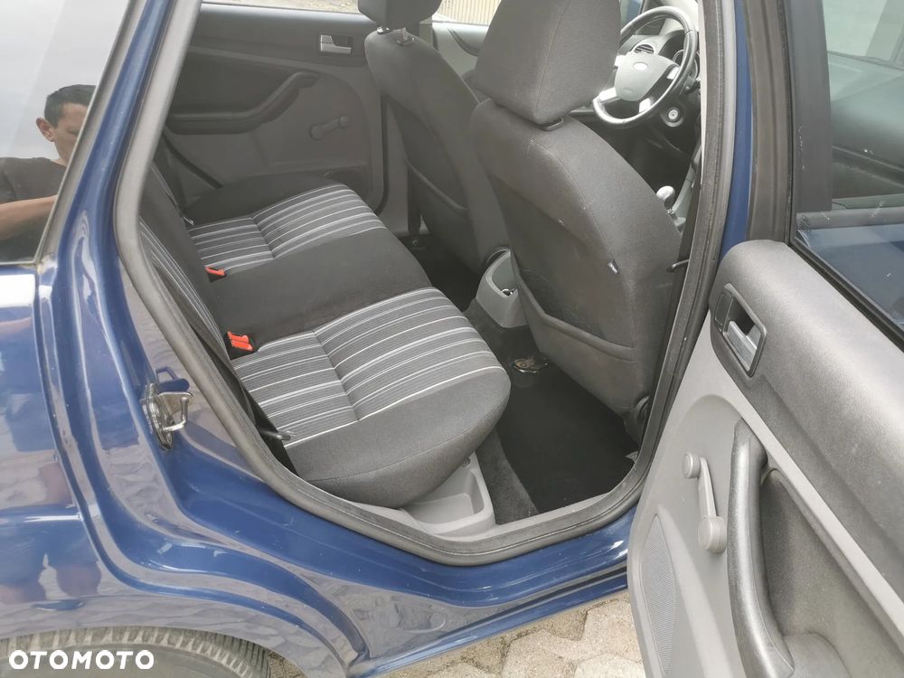 Ford Focus - 10