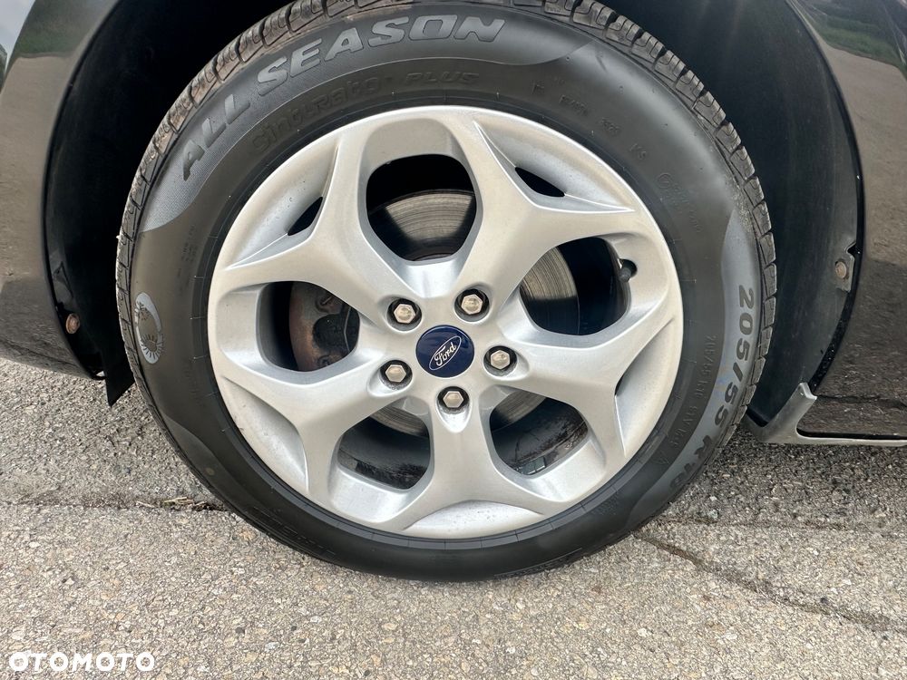 Ford Focus 1.8 Titanium - 23
