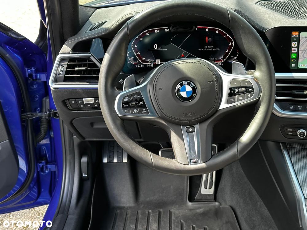 BMW Seria 3 330i M Sport - 27
