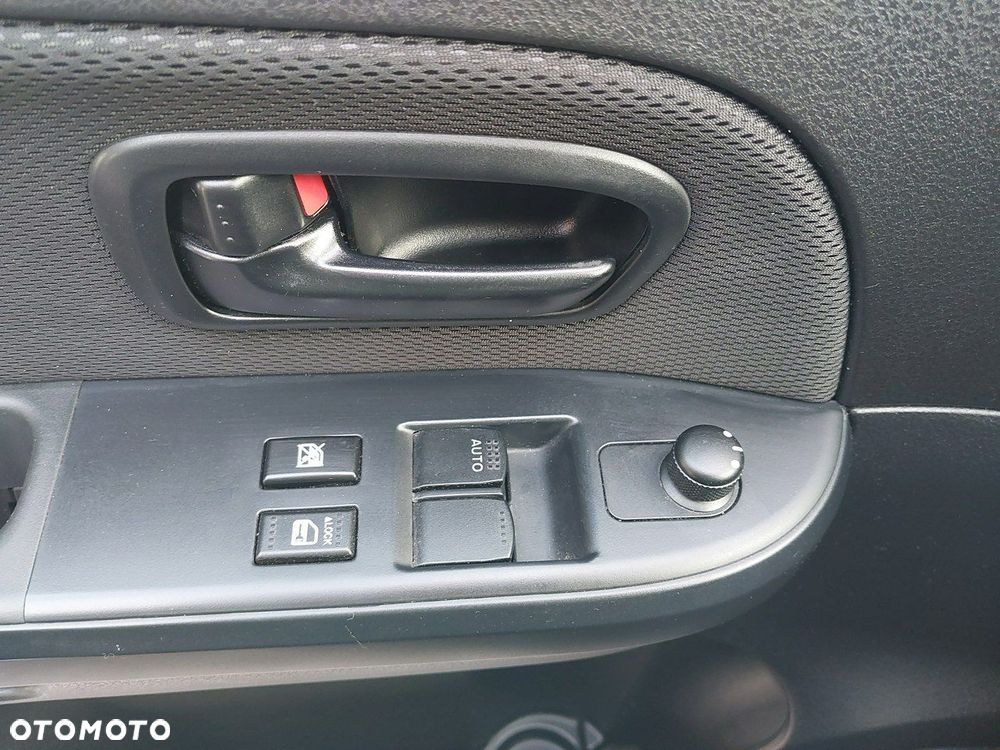 Suzuki Grand Vitara 1.6 Comfort - 23