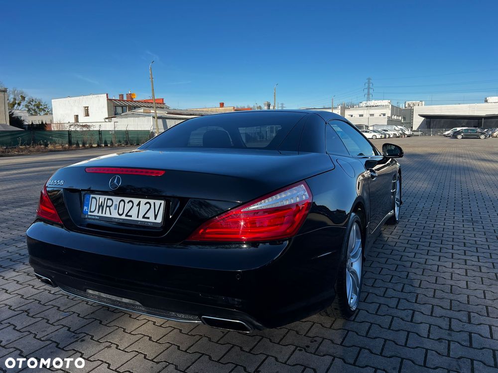 Mercedes-Benz SL - 32
